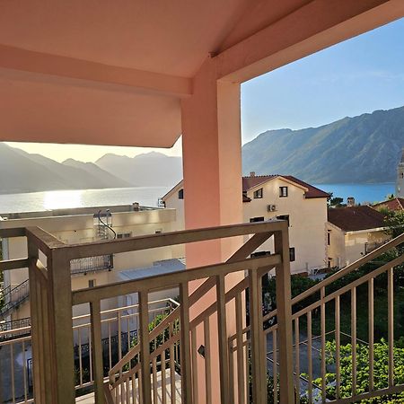 Апартаменты Modern Seaside Escape - Stunning Sea View - Private & Stylish Котор Экстерьер фото